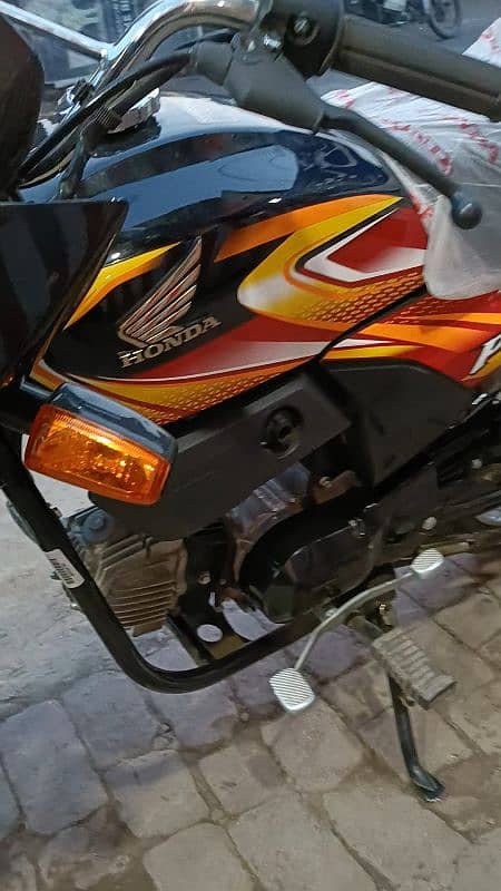 Honda 100cc Pridor Applied for 6