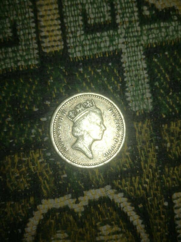 one pound coin 0