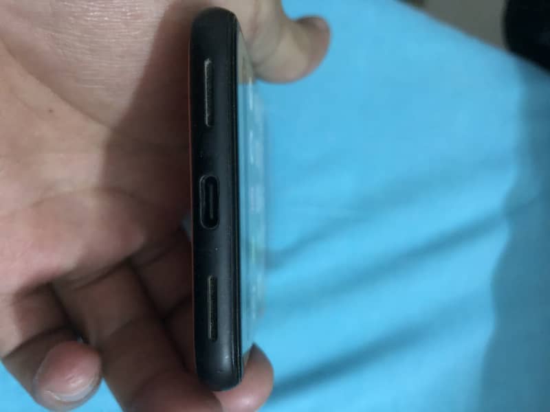 Google Pixel 4 3