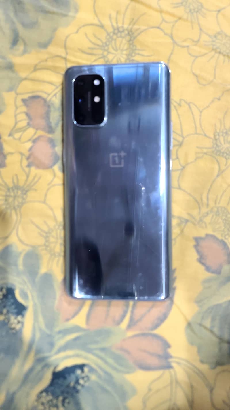 one plus 8t 1