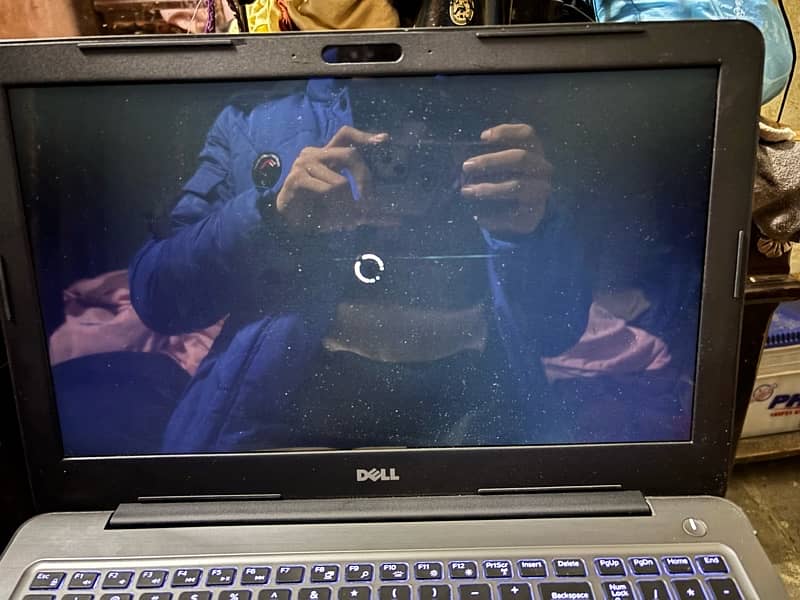 Dell i7 7th gen 4gb Amd graphic card 8/500gb laptop 1