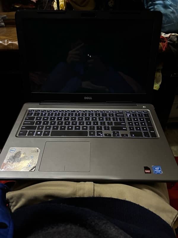 Dell i7 7th gen 4gb Amd graphic card 8/500gb laptop 3