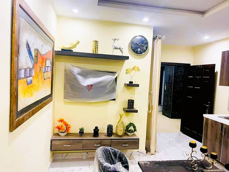 1 BEDROOM LIKE A BRAND NEW APARTMENT FOR RENT IN BAHRIA TOWN LAHORE 6