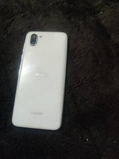 Aquos R2 non pta 4/64 Rs 14000