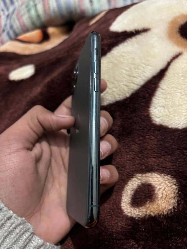 IPHONE 11Pro NON PTA 5