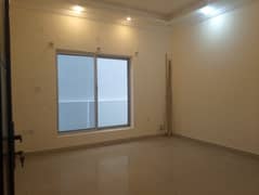 1 Kanal double Unit house for rent. Electricity, Gas. Super Hot Location Rent Asking Rs 250000