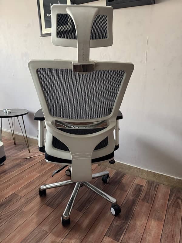 Office Chairs - 10/10 - Used Like New 1