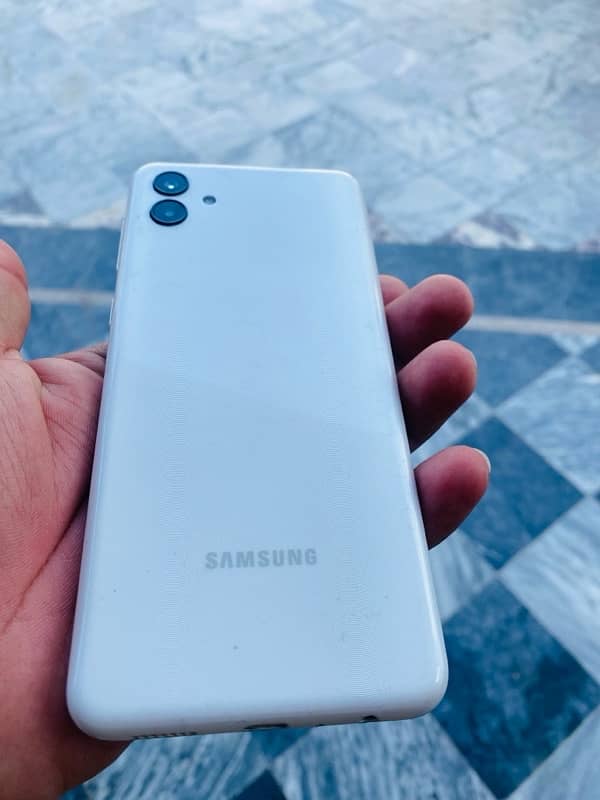 Samsung A04 white color very good condition 1