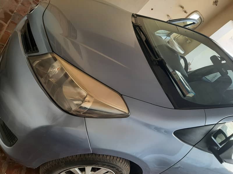 Toyota Vitz 2012 model 2017 registered 5