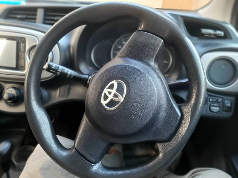 Toyota Vitz 2012 model 2017 registered 6