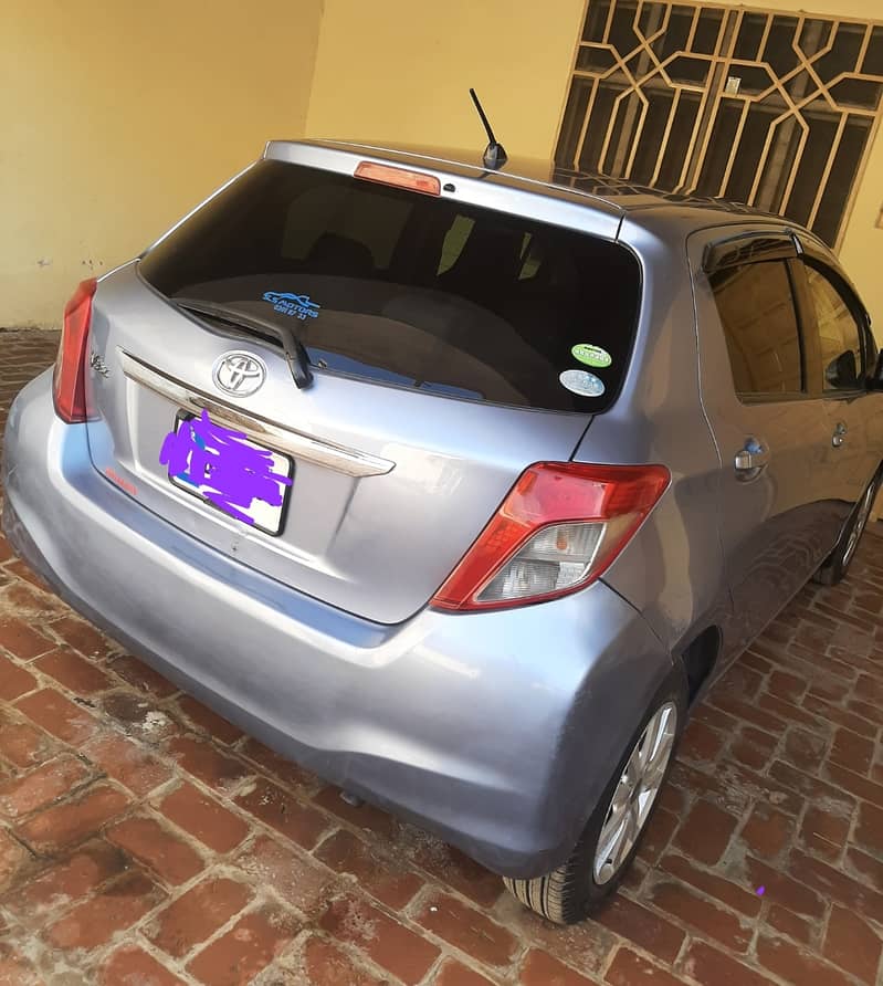 Toyota Vitz 2012 model 2017 registered 14