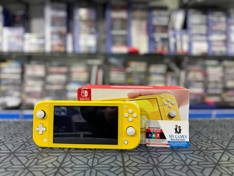 SWITCH LITE YELLOW FUL BOX IN MINT CONDITION AT MY GAMES 0