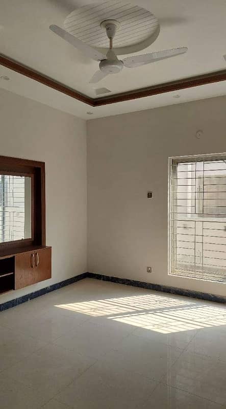 10 Marla Upper Portion For Rent Wapda Town 3