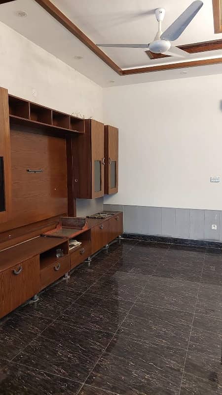 10 Marla Upper Portion For Rent Wapda Town 13