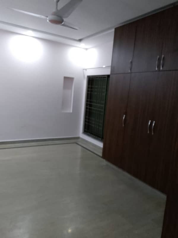 Kanal Upper Portion For Rent Wapda Town 2