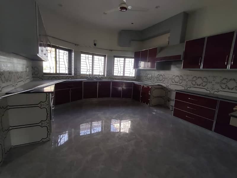 2 Kanal Upper Portion For Rent UET Society 26