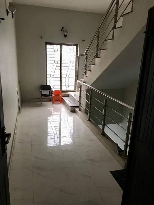 2 Kanal Upper Portion For Rent UET Society 32