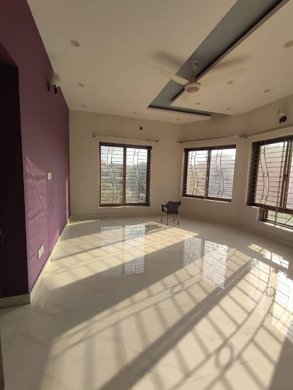 2 Kanal Upper Portion For Rent UET Society 33