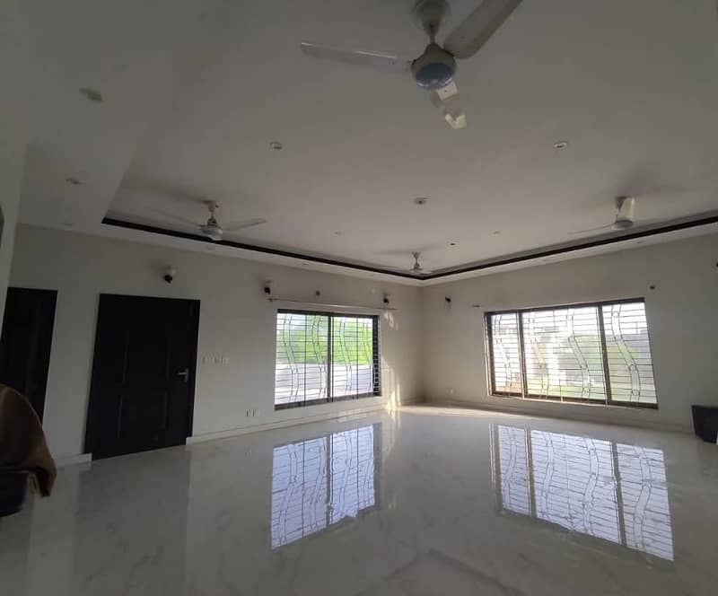 2 Kanal Upper Portion For Rent UET Society 35