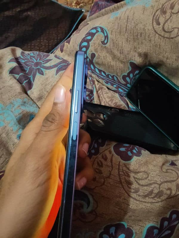 Infinix Hot 40 pro 1