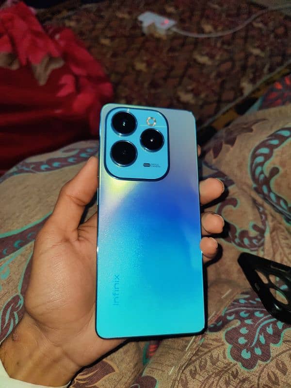 Infinix Hot 40 pro 4