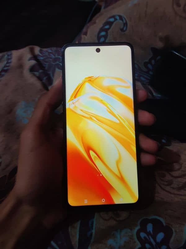 Infinix Hot 40 pro 7