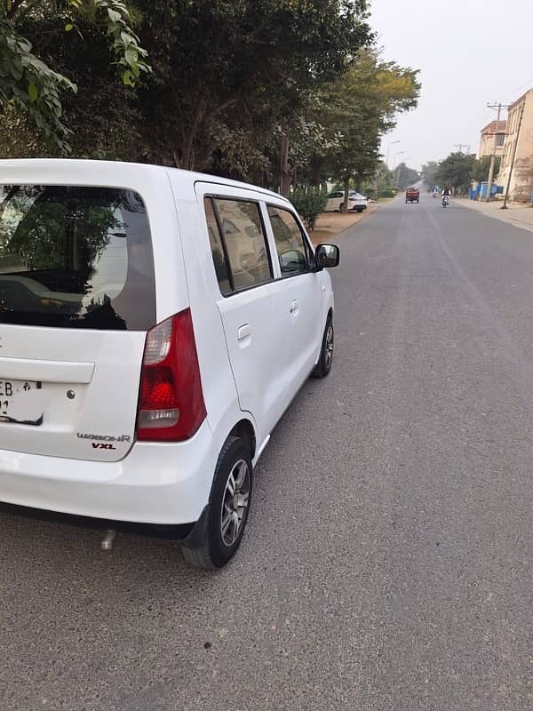 Suzuki Wagon R 2016 3