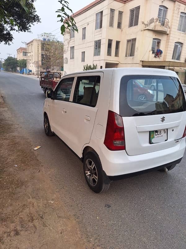 Suzuki Wagon R 2016 4