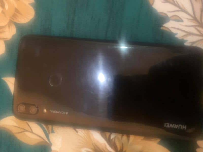 Used mobile hai Huawei y7 model hai aur Jisne kharidna Hai Bata De 1