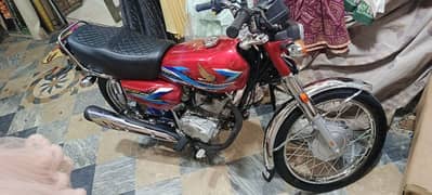 Honda 125 islambad