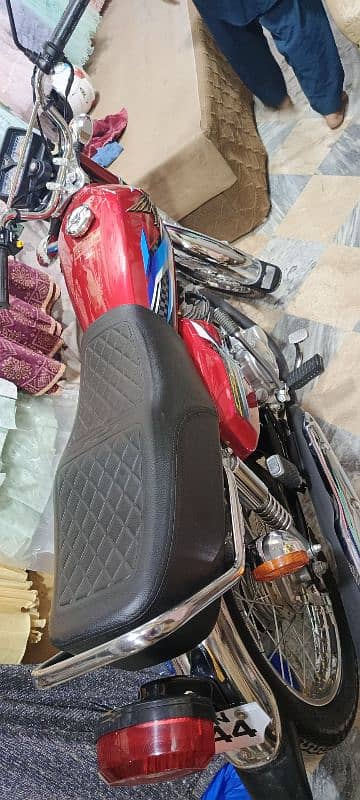 Honda 125 islambad 4