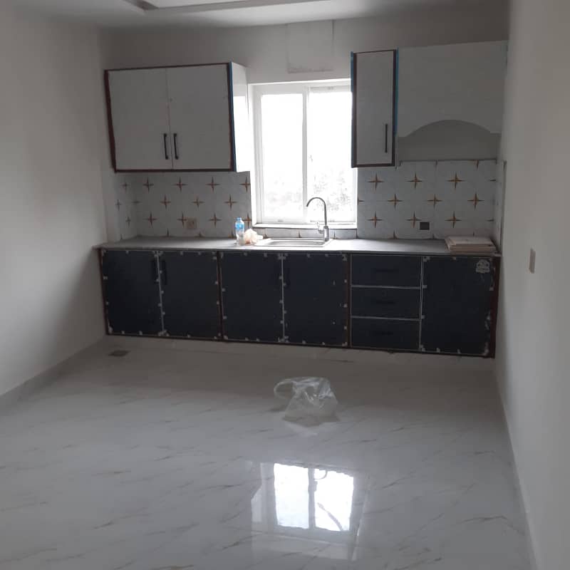 1 Bed Apartment For Rent in Sector D Bahria Town Lahore 2