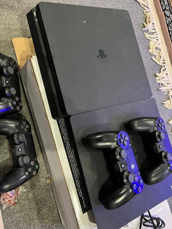 PlayStation Ps4 slim Brand New Condition 6