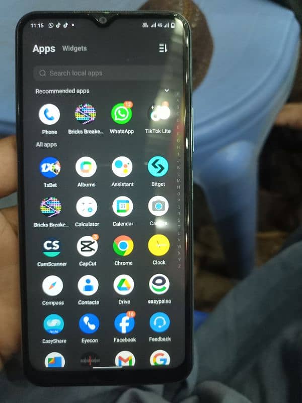 Vivo y20 4gb 64 gb 6