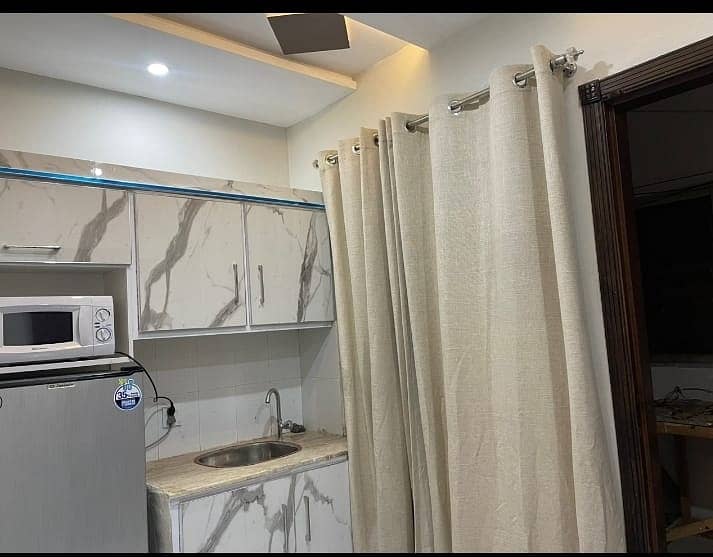 Lavish Fully Furnished Flat For Sale In Johar Town Emporium Mall 16