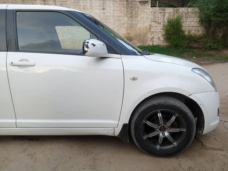 Suzuki Swift 2015 8