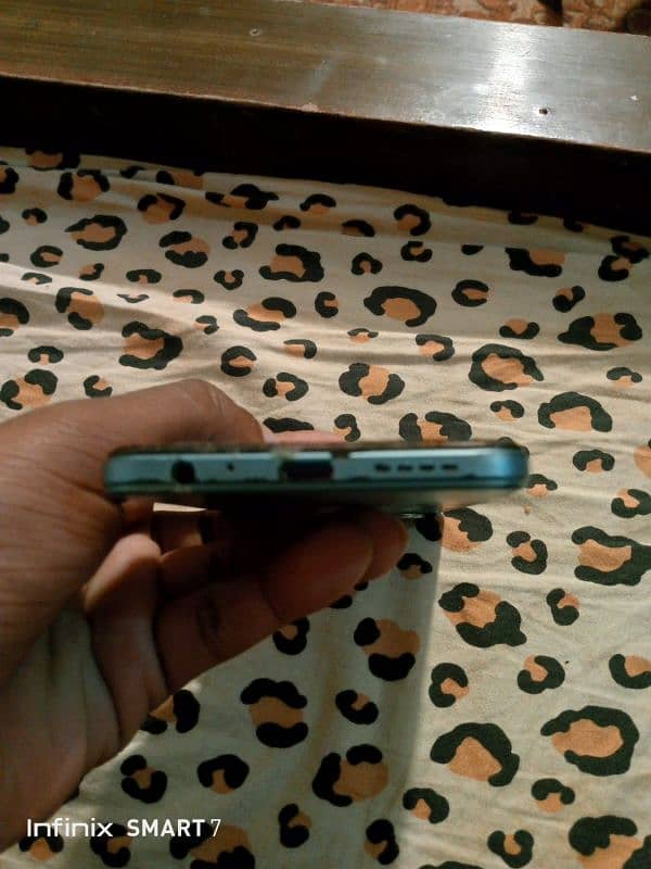 Infinix Note 11 6/128 Condition 10/8 No Box No Charger Urgent Sale 3