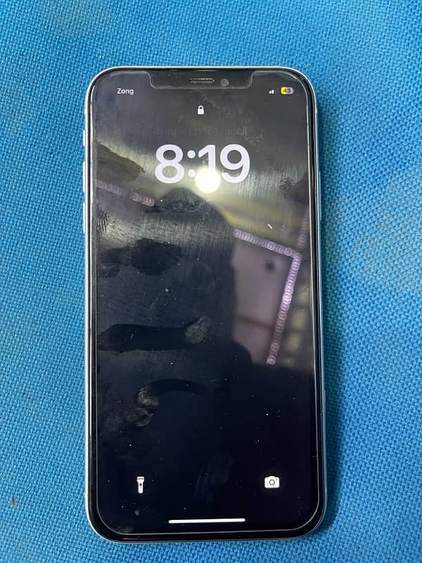 iphone 11 64 GB PTA approved 2