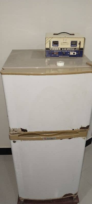 Dawlance refrigerator (urgent selling) 5