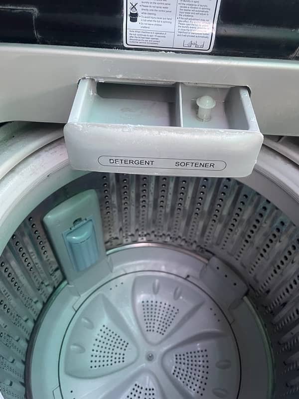 "Haier 9.5 kg Fully Automatic Washing Machine - Perfect Condition!" 4