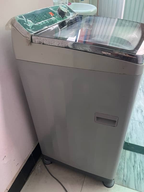 "Haier 9.5 kg Fully Automatic Washing Machine - Perfect Condition!" 6