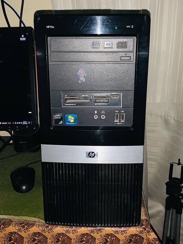 Computer system for sale with monitor,keyboard,mouse and speakers 4