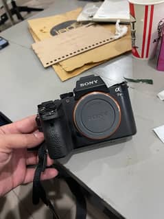 Sony a7ii first owner one hand use with box