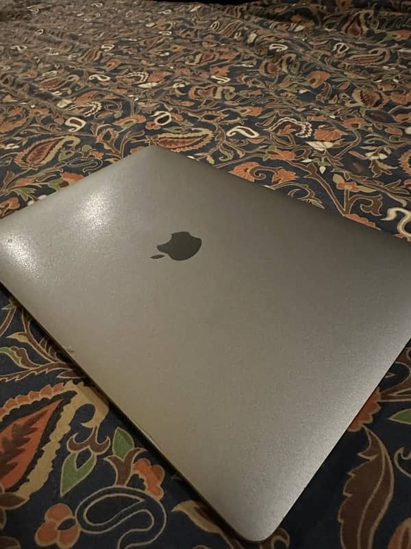 MacBook Pro M1 2020 Mint Condition 0