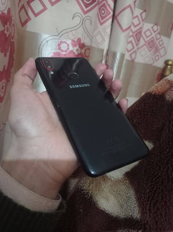 Samsung A10s 3