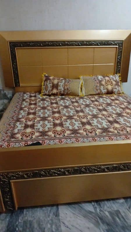 king size bed, almari, dreasing, show case 3