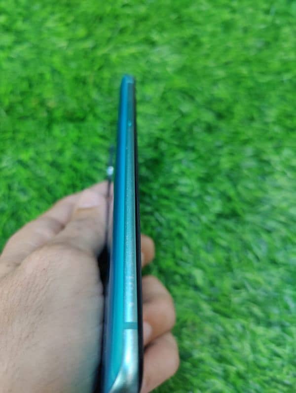 one plus 8t 12/256GB 3