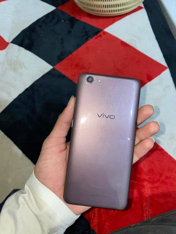 Vivo y71 good condition 7