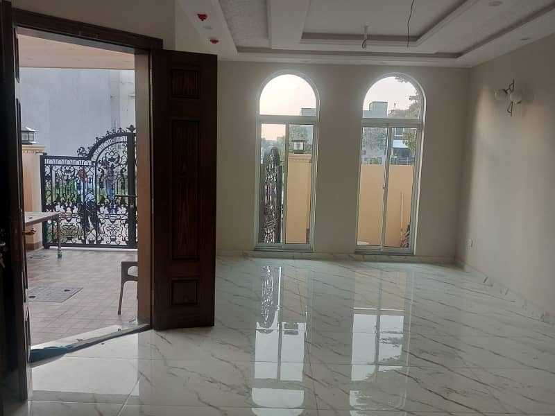 Ideal Location Near Beacon House School Opposite CBD NEAR PACKAGE MALL 2