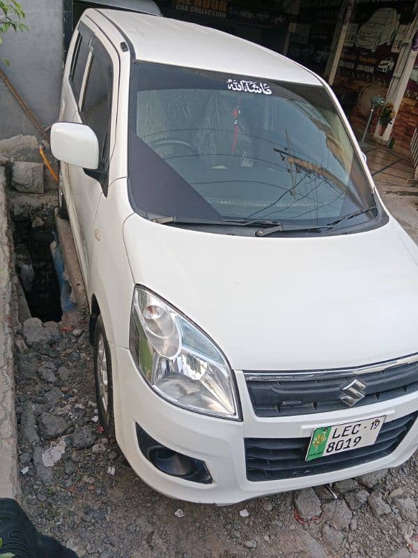 Suzuki Wagon R 2019 1